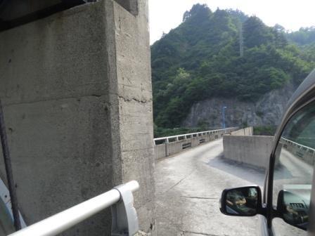 狭い道の写真