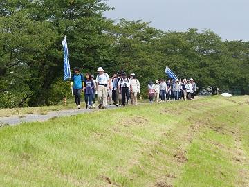 最上川堤防の写真