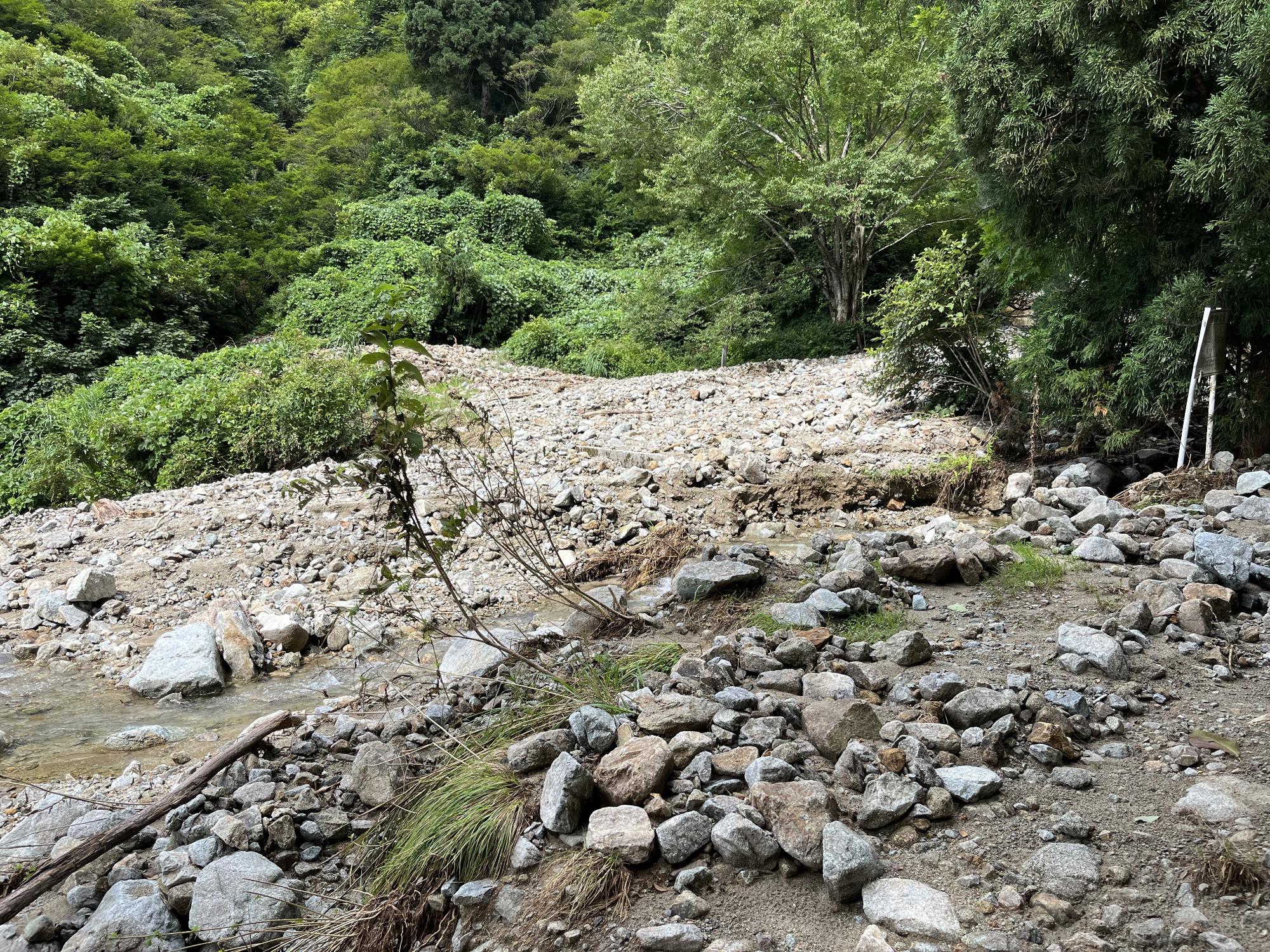 大石大明神の豪雨の影響