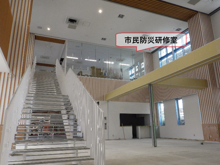 1階駅舎ホール