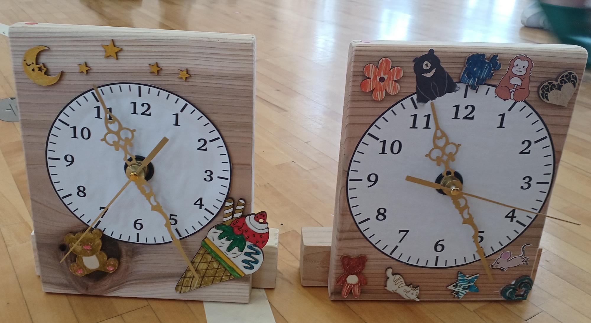 完成した木製時計