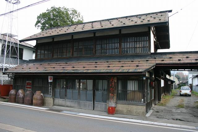 山一醤油店の写真