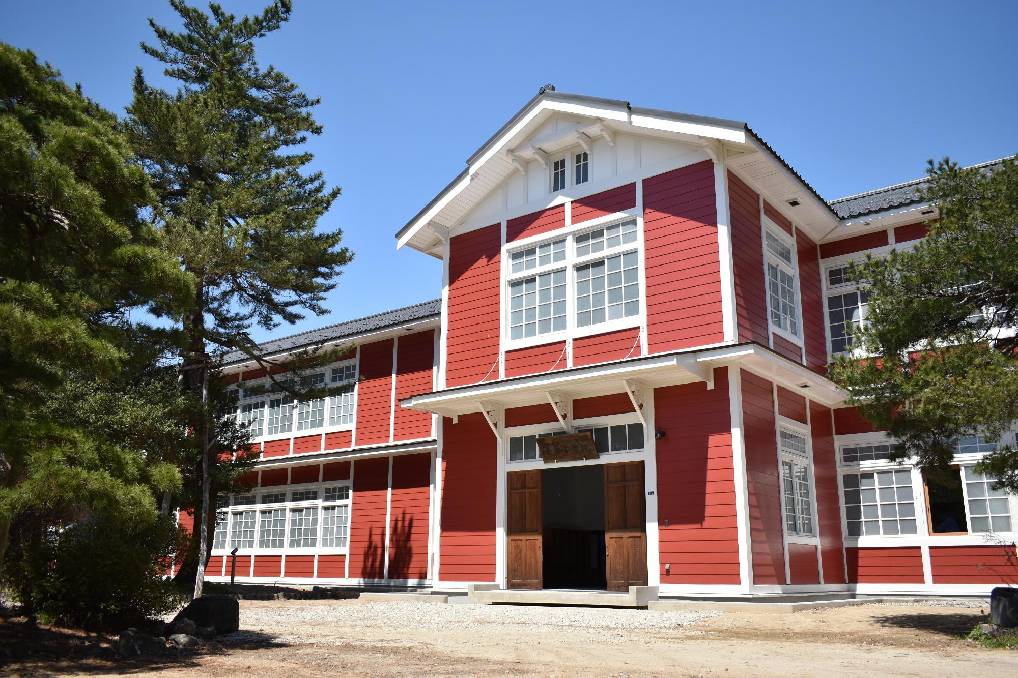 旧長井小学校第一校舎が東北建築賞作品賞を受賞しました 長井市ホームページ