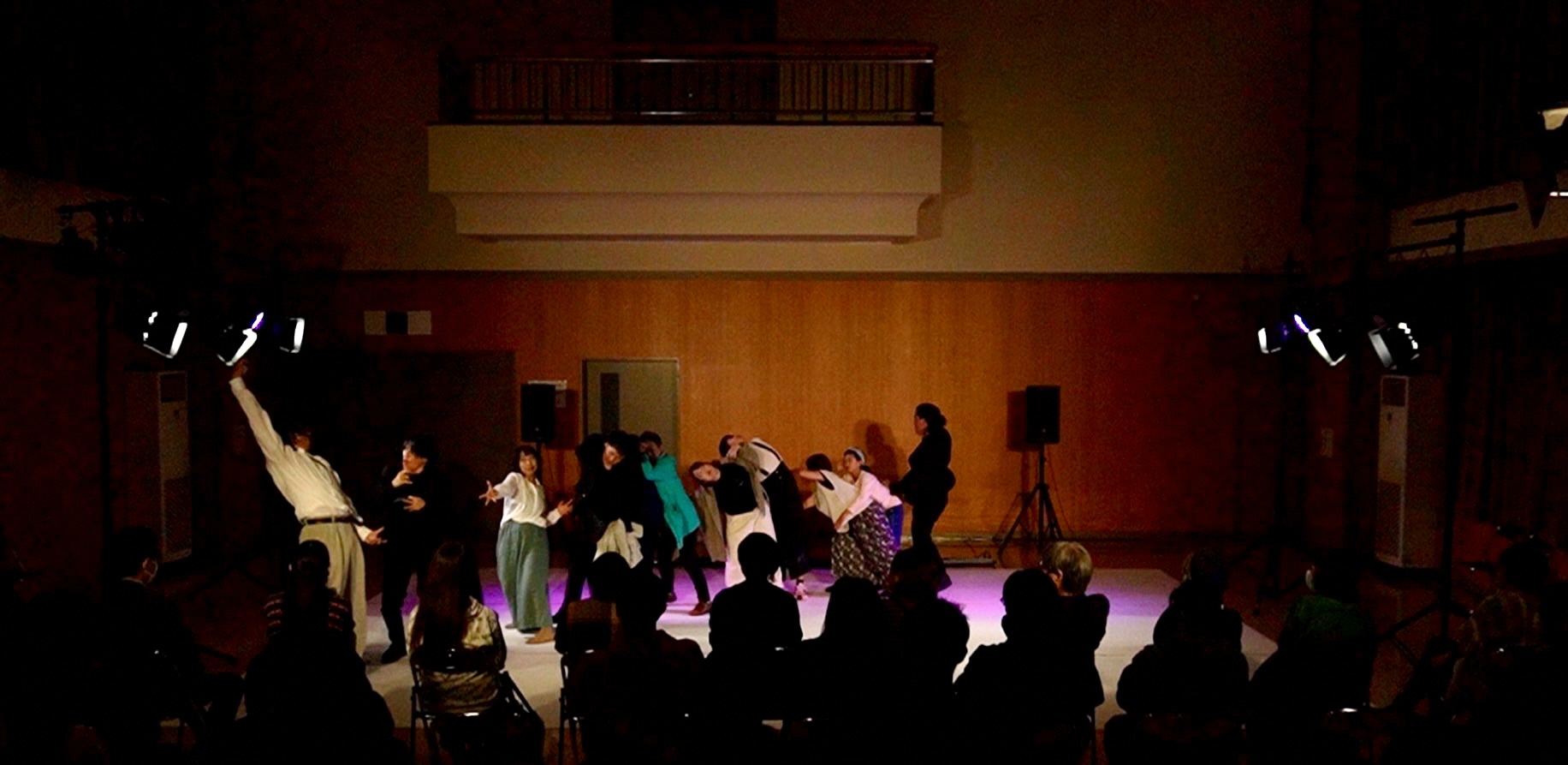 市民参加型演劇「あなのなかの」舞台写真