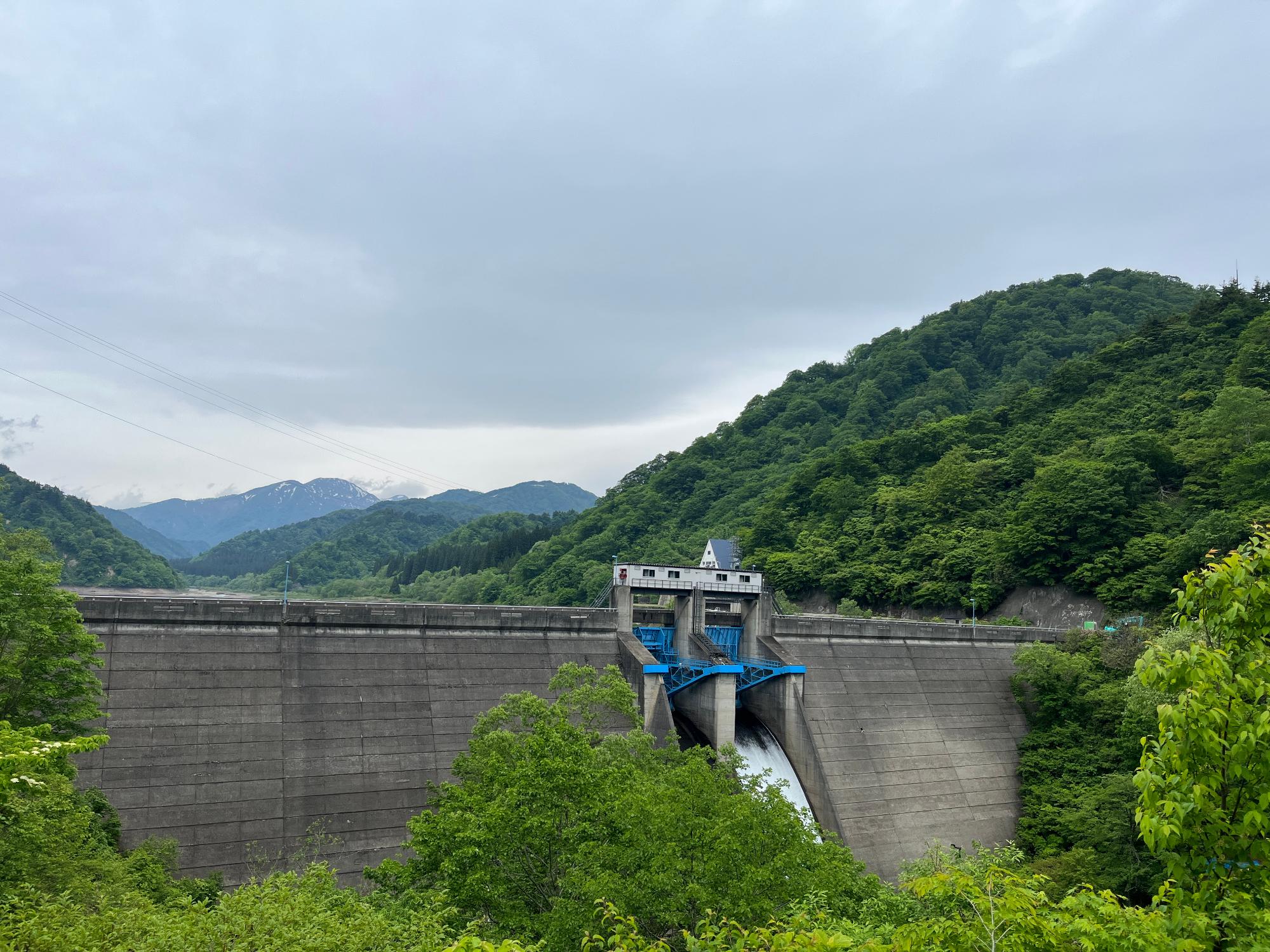 木地山ダムの堤体